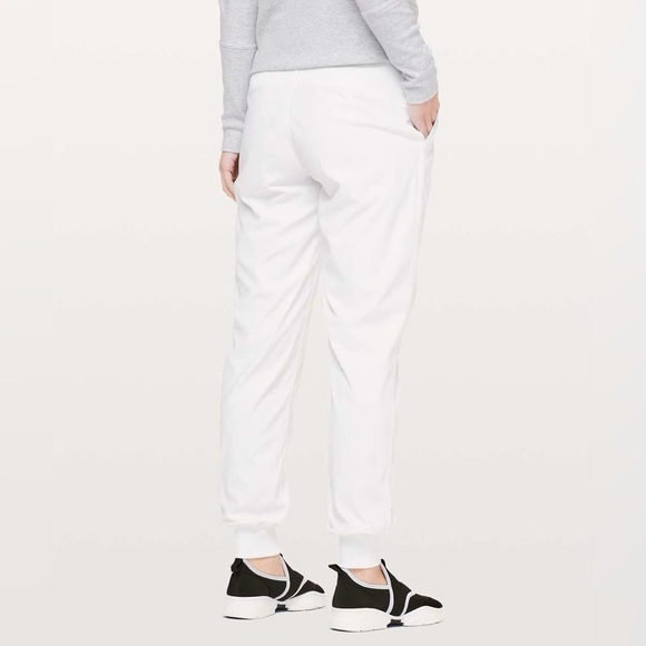 Lululemon Dance Studio Jogger Lined White - Picture 2 of 7
